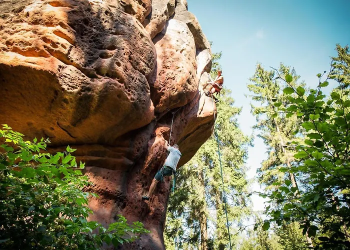 Gustav Kaiser - 60qm Design Zittauer Gebirge - In Historischer Altstadt Im Dreiländereck Zittau